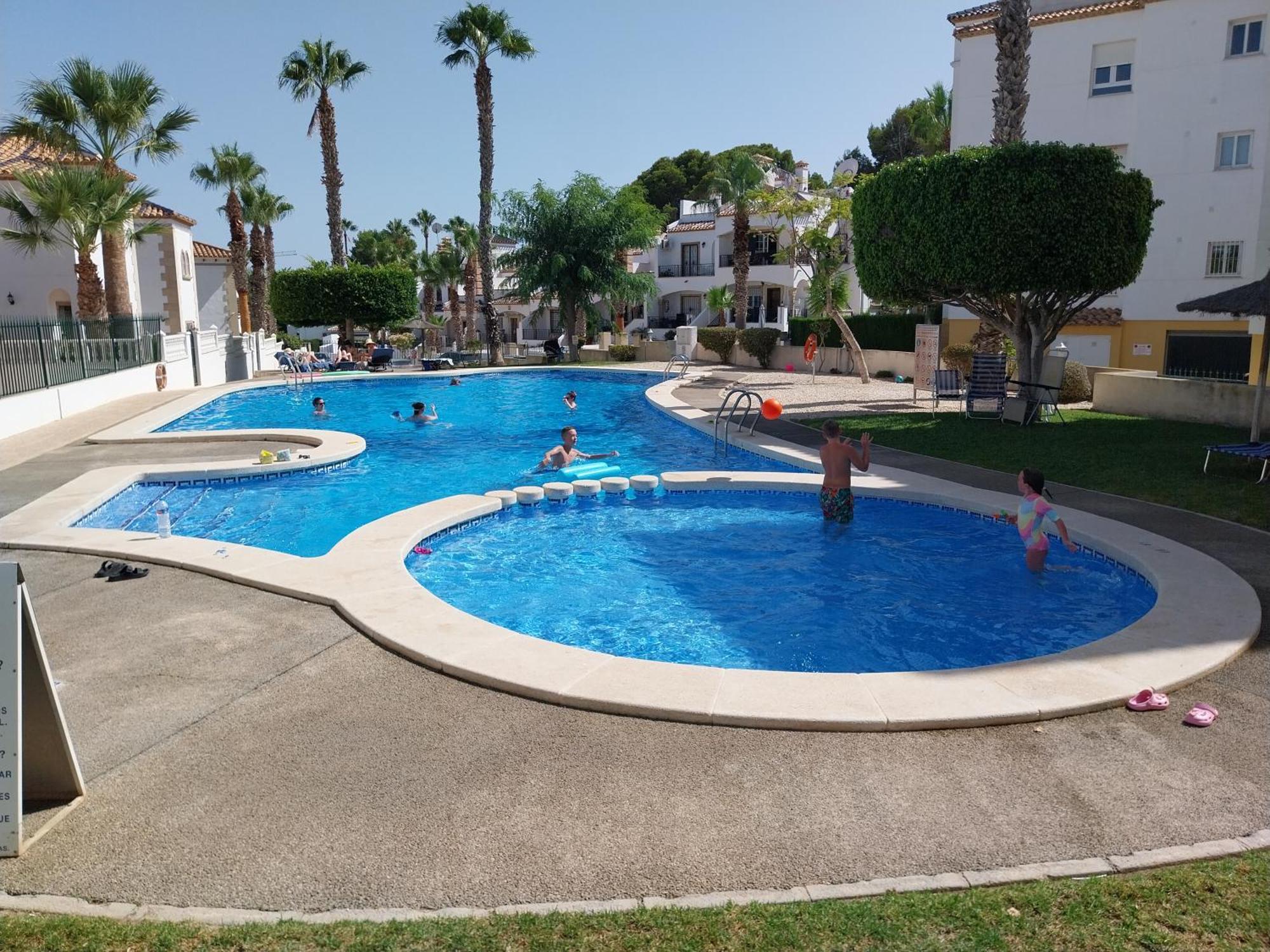 Charming Apartment In Front Of Villamartin Golf And Plaza Eksteriør bilde